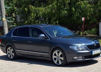 Predám Škoda superb 3.6 v6 benzín - 4