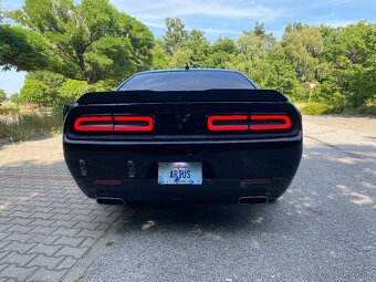 Dodge Challenger 5.7 Hemi V8 Super Track Pack - 4
