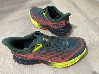 Hoka Speedgoat 5 thyme/fiesta - Nové - 4