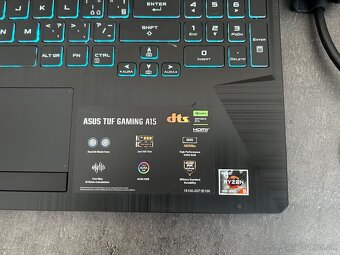 Herný notebook: Asus TUF Gaming A15 Herná myš: Glorious Mod - 4