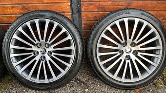 Zimná sada 5x112 r18 skoda Octavia 4 - 4