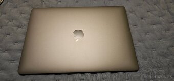 Mac Book M1 256GB žiadny škrabanec - 4