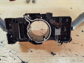 Páčky pod volantom Passat B5.5 - 4