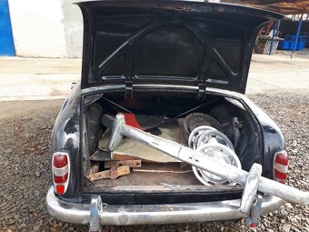 Mercedes-Benz 220 S Ponton - 4