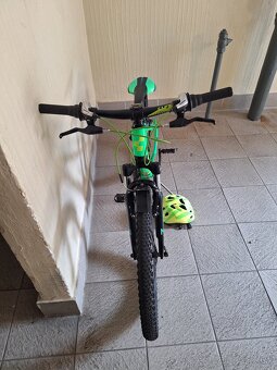 Predám detský bicykel 24kola Cube zeleny - 4