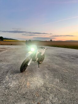 Supermoto - 4