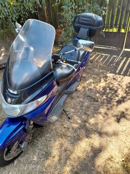 Suzuki burgman an 250 - 4