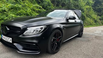 Predám Mercedes Benz AMG C63s - 4