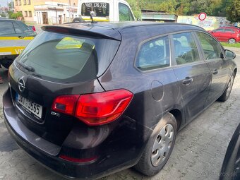 Opel astra j - 4