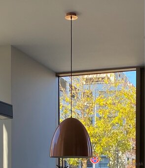 Stôl a stoličky - 4