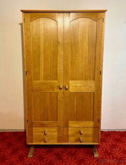 Vitrína a Skriňa - 4