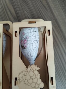 Poháre v drevenom boxe - 4