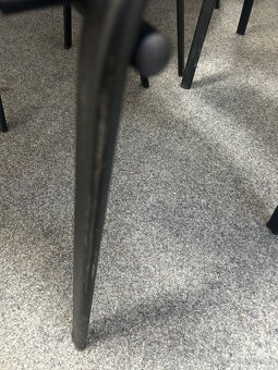 Konferenčná stolička - 4