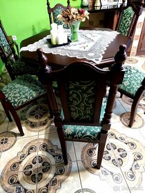 Stôl so stoličkami - 4