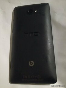 HTC 8X - 4