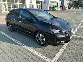 Nissan Leaf N-Connecta 12/2019, 40kw batéria, 110kw. - 4