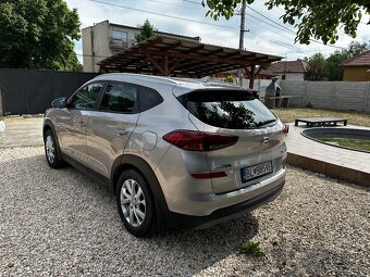 Hyundai Tucson 1.6 crdi (100kw) Automat - 4
