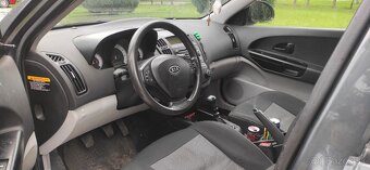 Predám Kia Ceed - 4