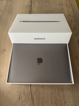 Apple MacBook Air 13" M1 SK Kozmický sivý 2020 - 4