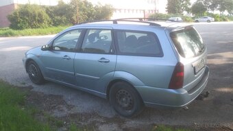 Ford Focus combi 2004 - 4