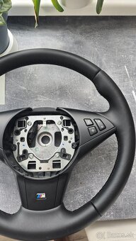 VOLANT BMW E60 E61 E60M E61M E63 E63M M5 BMW M6 packet - 4