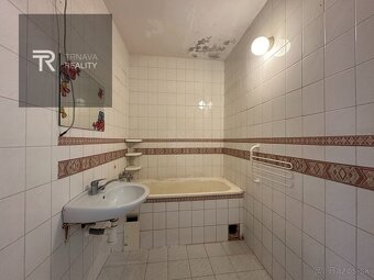 TRNAVA REALITY - 3-i byt Na hlinách vhodný na rekonštrukciu - 4