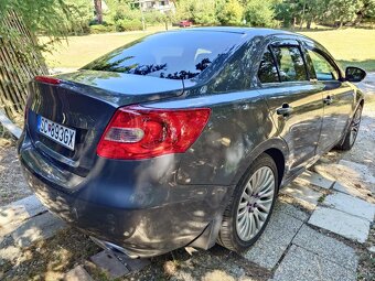 Suzuki Kizashi 2.4 AWD CVT - 4