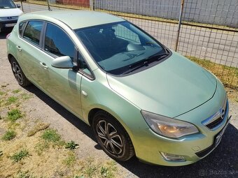 Opel Astra 1.7 CDTi, 81 kw, M6, 2011 - 4