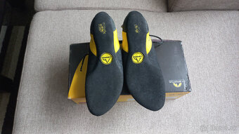 Lezečky La Sportiva Katana Laces Yellow/Black 41,5 - 4