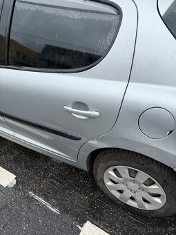 Peugeot 207 1,4hdi 181k km. Prvý majiteľ - 4