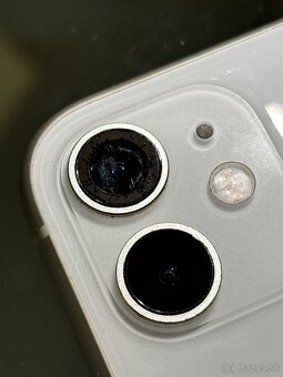 iPhone 11 - 4