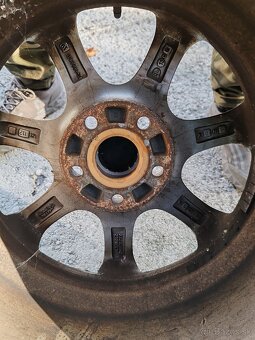 5x112 205/55 R16 zimné MICHELIN - 4