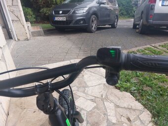 Detske elektrické odrážadlo - 4