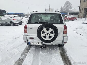 Toyota RAV 4 2.0 D-4D 4x4 - 4