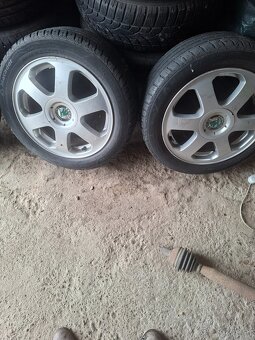 Elektróny Škoda Fabia - 4