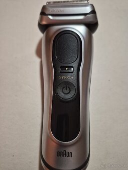 Braun S9 PRO+ holiaci strojček - 4