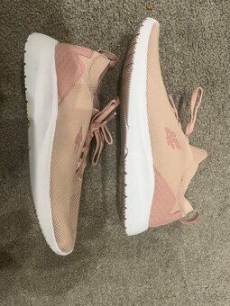 4F dievcenske tenisky č. 37 - 4