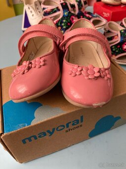 Dievčenské topánky č. 24 - 4