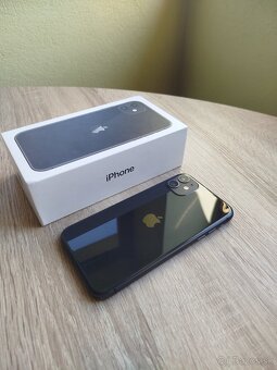 iPhone 11 64gb Čierny - 4