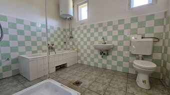 Füzérkomlós - 3 izbový dom vhodný aj na trvalé bývanie - 4