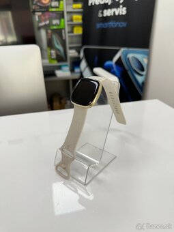 Fitbit Sense | AMOLED displej - 4