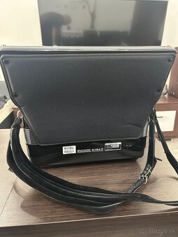 Predám akordeón Roland FR-4x - 4