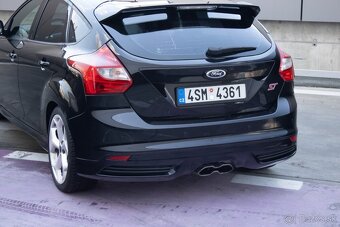Ford Focus 2.0 EcoBoost SCTi ST R - 4