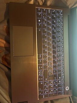 Lenovo ThinkBook 15-IIL - 4