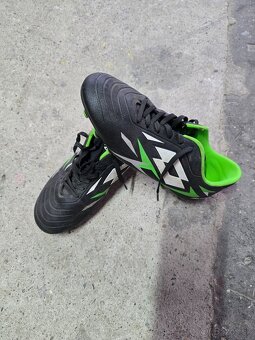 Predám kopačky a halovky - 4