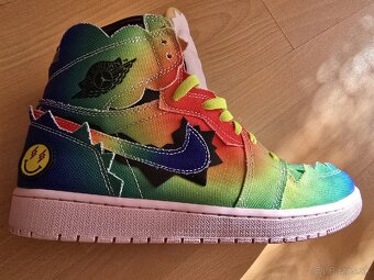 J Balvin x Nike Air Jordan 1 Retro High OG - 4