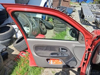 Predam predne soferove dvere na Renault Thália 1.2 55kw 2011 - 4