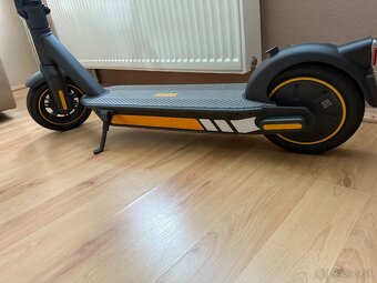 Ninebot KickScooter MAX G30E II - 4