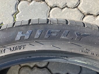 Letné pneu 278/35 R19 2 kusy 5-6 mm dezén - 4