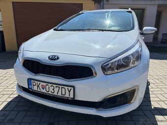 Kia Ceed SW 1.6 GDI Gold - 4